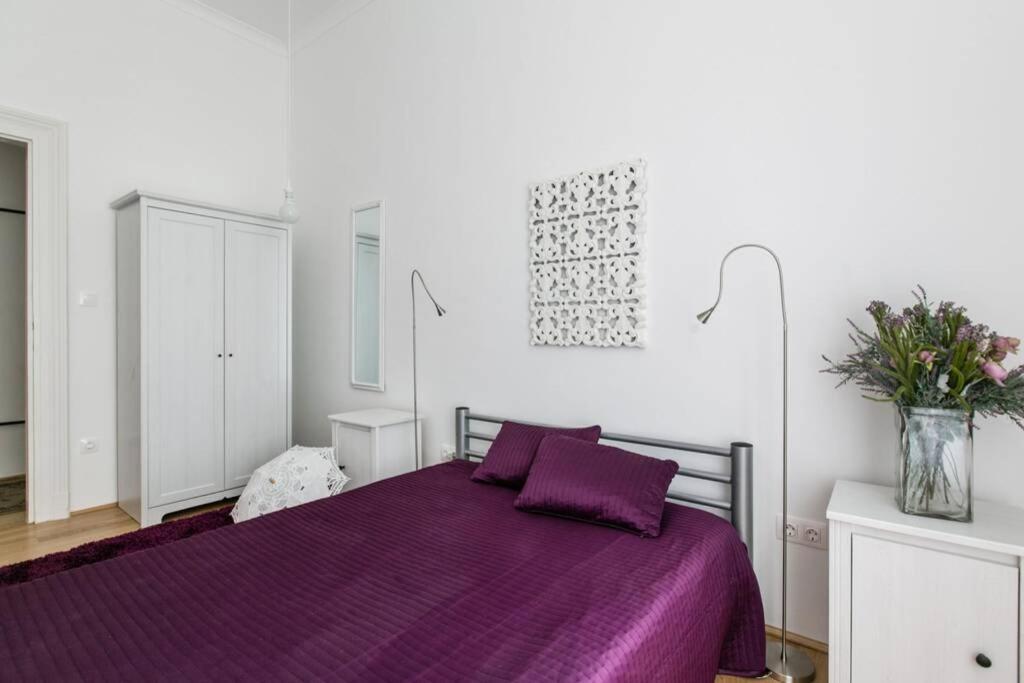 Your Gorgeous&Spacious Dream Home In Budapest Exterior foto