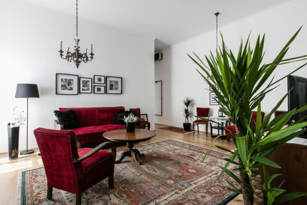 Your Gorgeous&Spacious Dream Home In Budapest Exterior foto